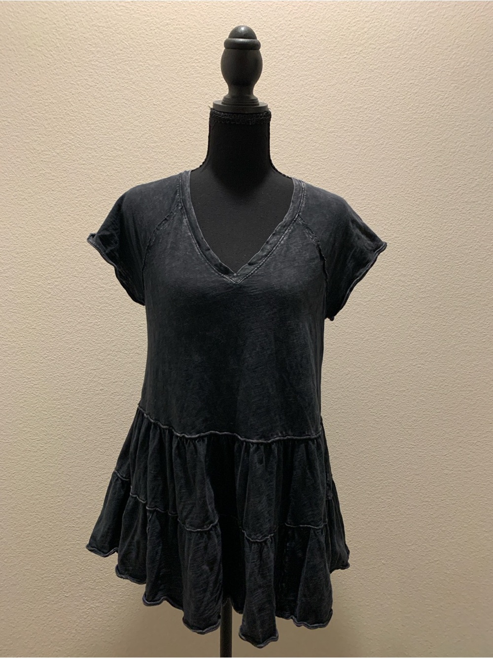 Altar'd State 100% Cotton Washed Black V-Neck Tiered Tunic (Size M)